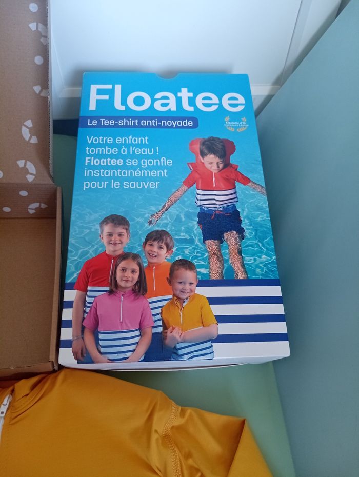 T-shirt anti noyade neuf Floatee taille 3 ans - photo numéro 4