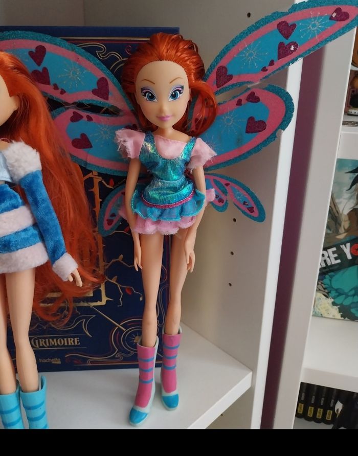 3 poupées Winx Bloom Believix Bal des Princesses Princesse Glamour L'Aventure Magique Smoby - photo numéro 4
