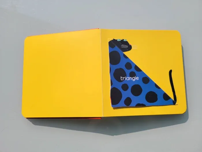 Livre animé 🐱 Les Chats (formes) 🐈 Éditions Sarbacane - photo numéro 5