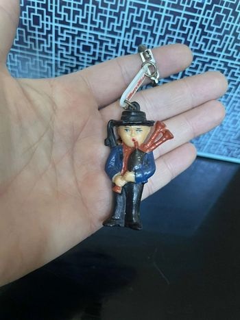 Figurine Porte-clés Vintage Publcitaire Marcillat