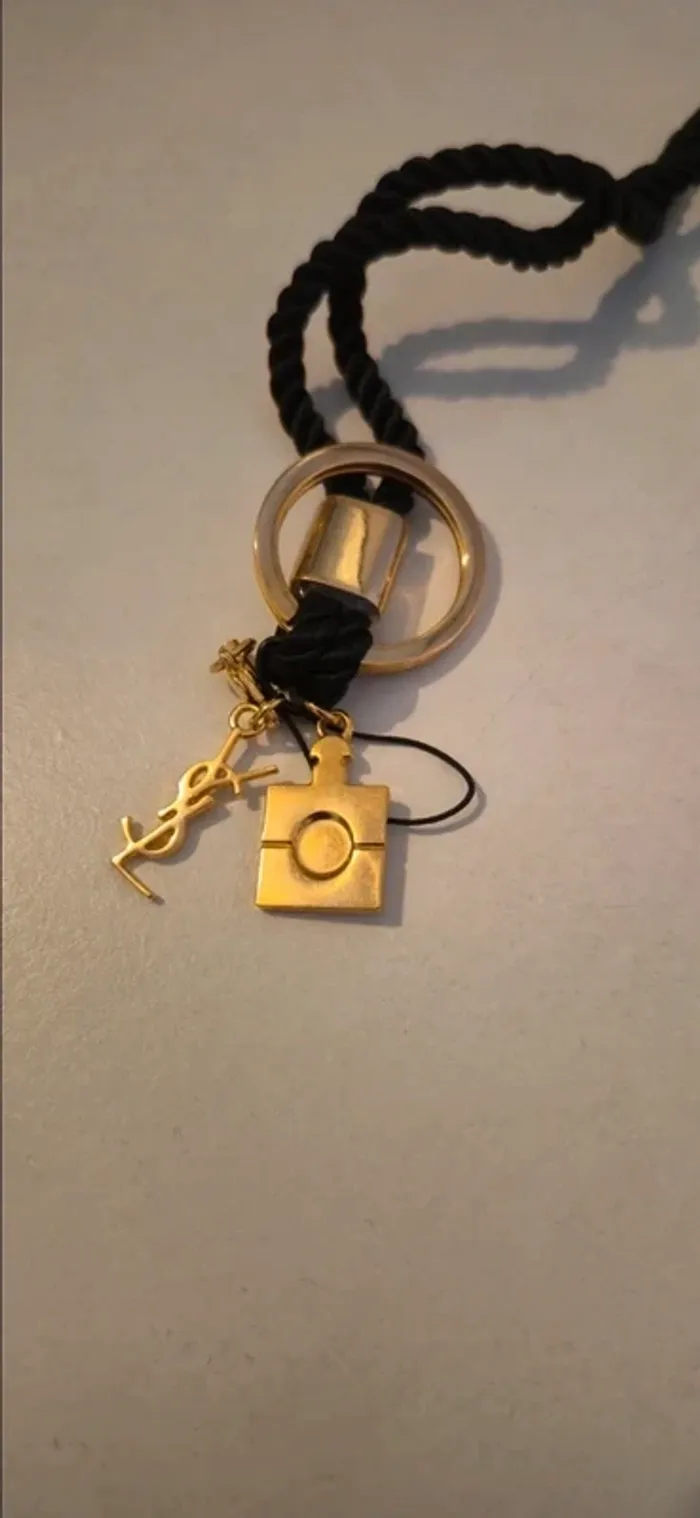 Collier Sautoir yves saint laurent - photo numéro 3