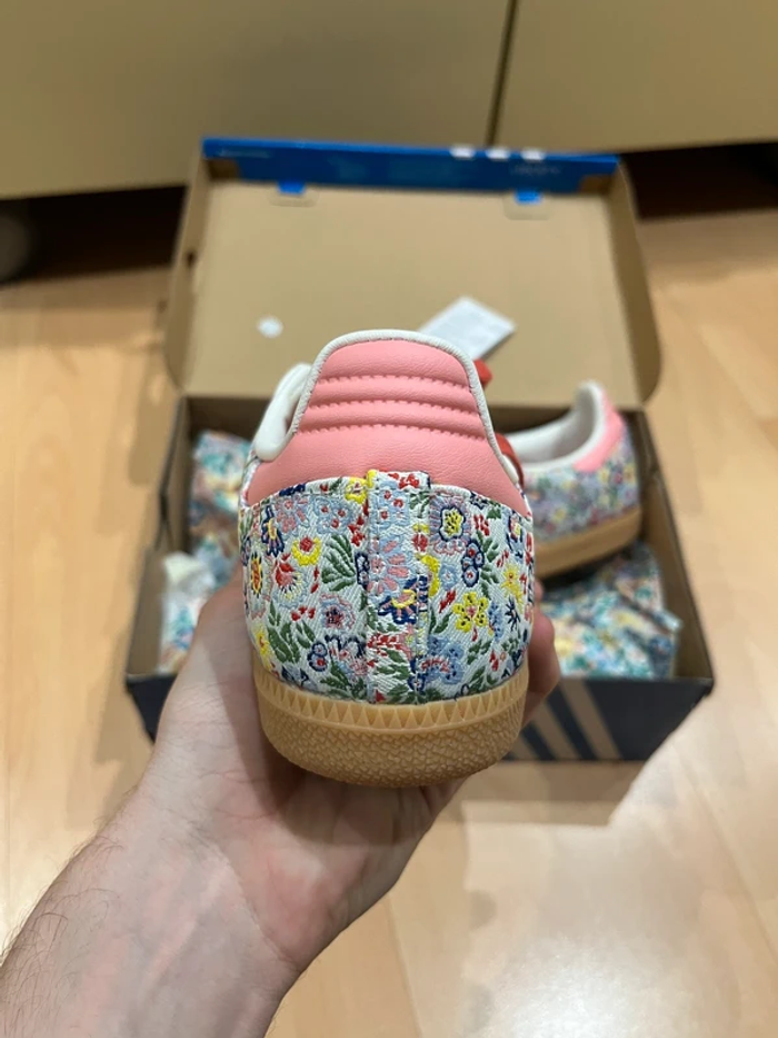 Baskets Adidas Samba taille 41 - photo numéro 4