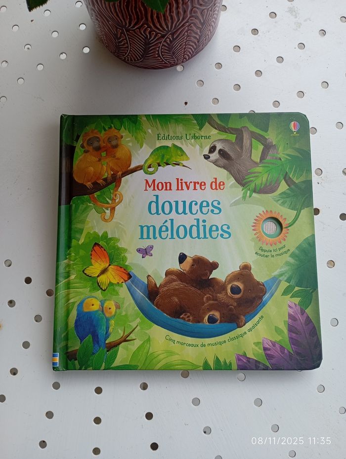 Livre sonore à toucher "douces mélodies"