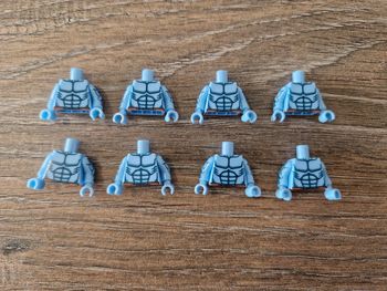 Lot de torses type lego pour personnages Naruto , ninja , Star wars comprend 8 pièces