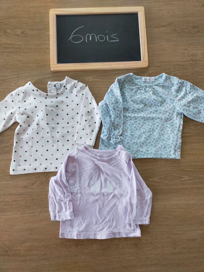 Tshirt fille taille 6mois