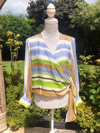 Blouse Zara colorée neuve taille M