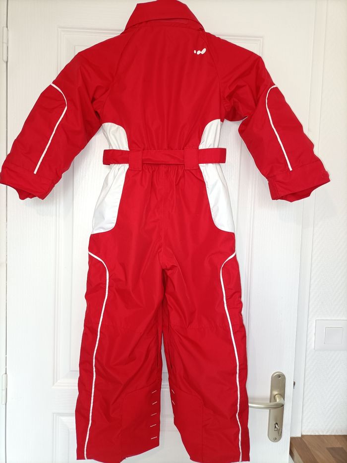 Combinaison ski rouge et blanc Decathlon 4 ans - photo numéro 3