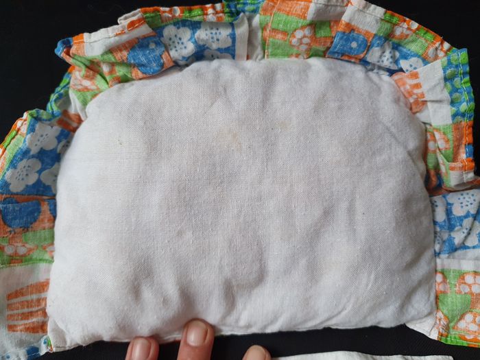 Oreiller et couverture pour couffin de poupée vintage ancien - photo numéro 3