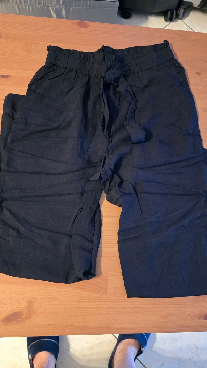 NEUF (NON PORTÉ)🏷😍🤩👌superbe pantalon fluide 10 ans fille🩷😍💜 - photo numéro 2