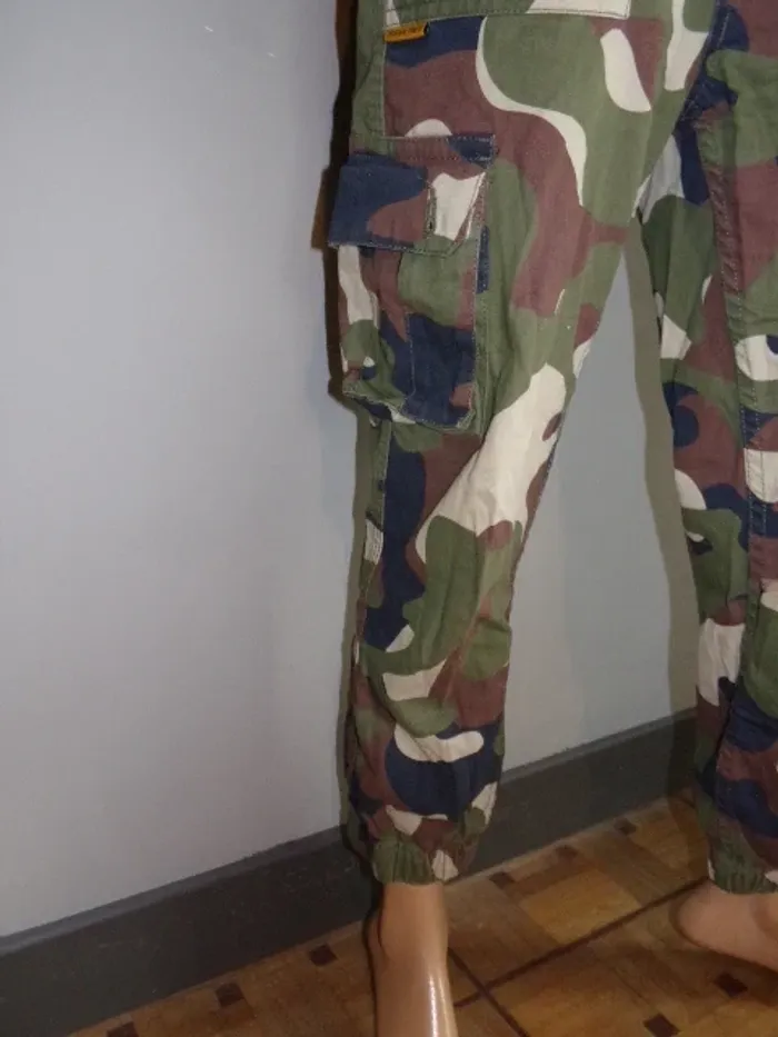 Pantalon cargo - photo numéro 4