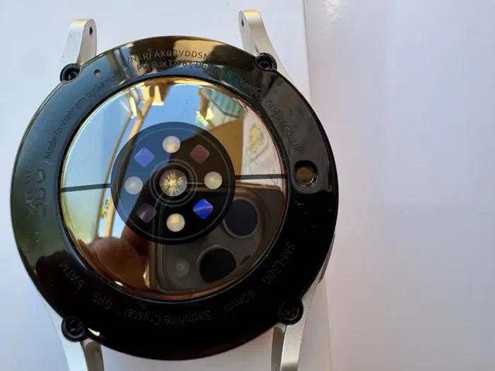 Montre connectée Samsung Galaxy Watch 7 - photo numéro 2