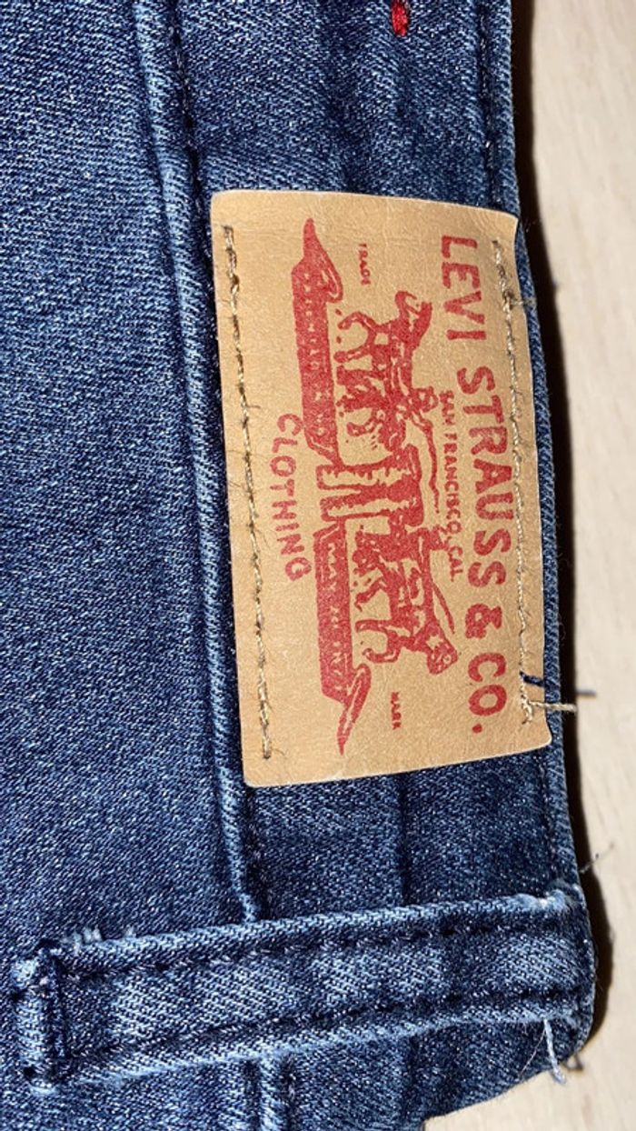 14 ans - jeans Lévis 711 skinny bleu foncé pailleté - photo numéro 3