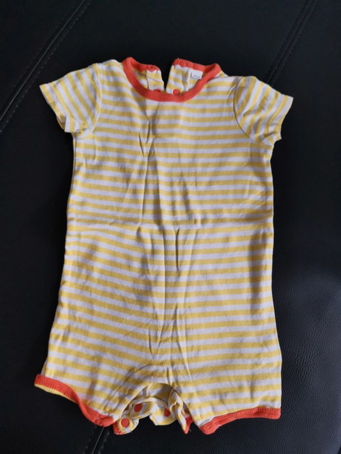 Bodies manches courtes 18 mois