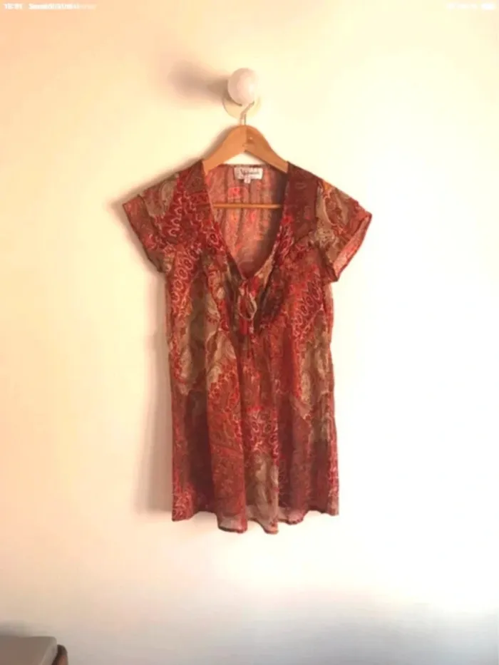 Blouse Armand Thierry rouge à imprimés cachemires