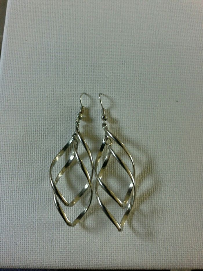 Boucles d'oreilles argentées
