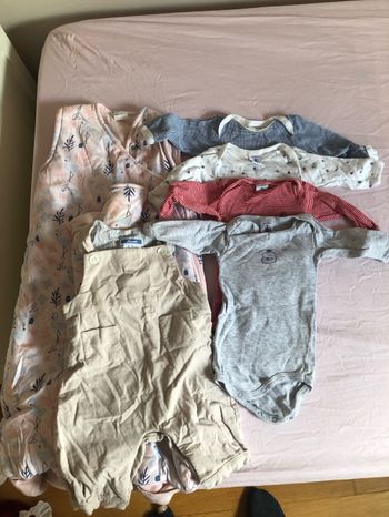 Ensemble vêtement 3 mois fille petit bateau et jacadi