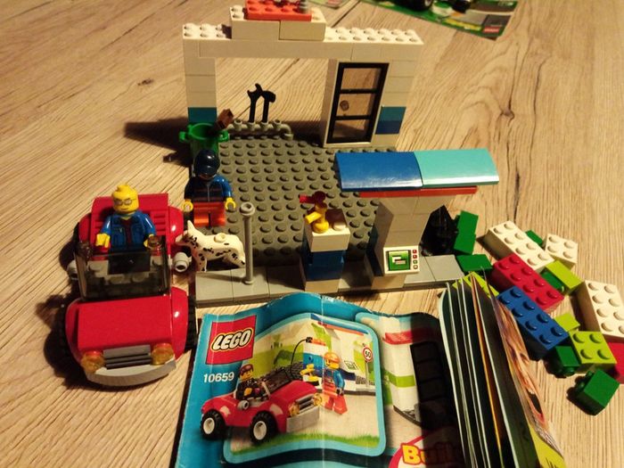 Lego 10659 built and rebuilt - photo numéro 2