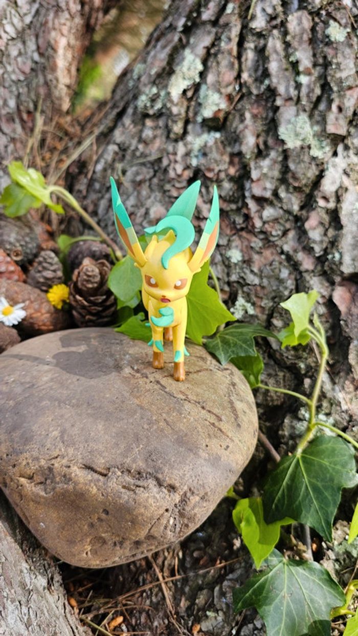 Super figurine Pokemon Nintendo Phyllali - photo numéro 2