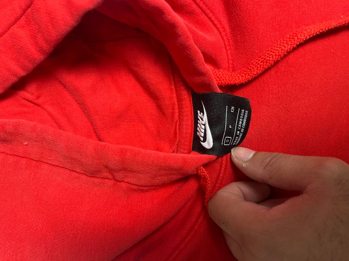 Pull Nike rouge homme – Taille S - photo numéro 3