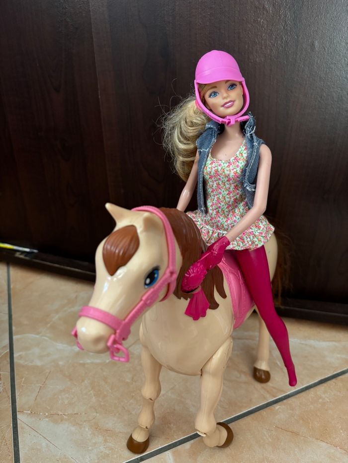 Barbie et son cheval - photo numéro 4