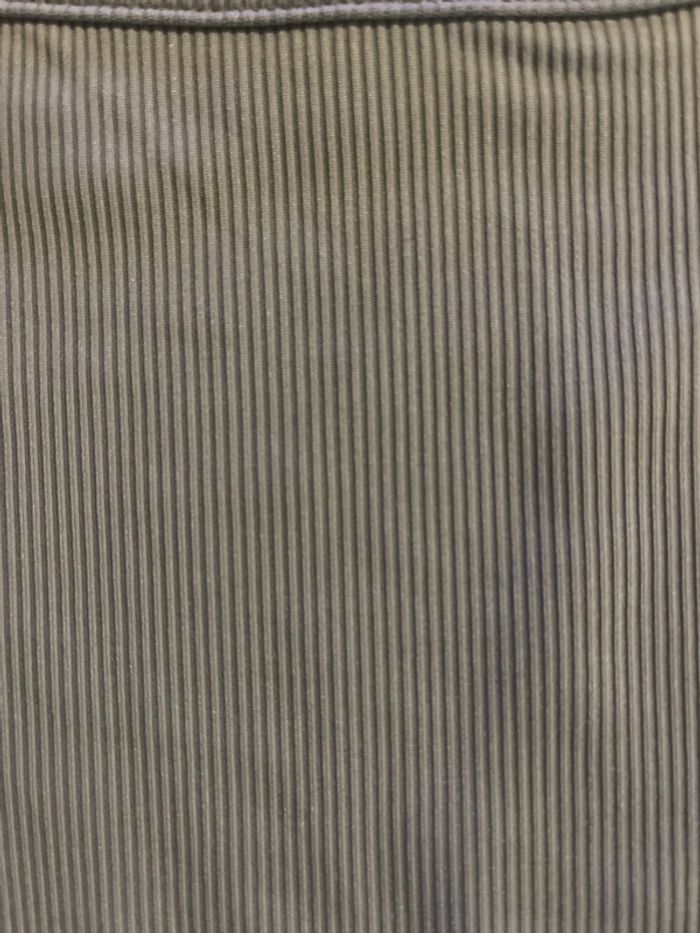T-shirt manches longues neuf jamais porté, taille 36 - photo numéro 4