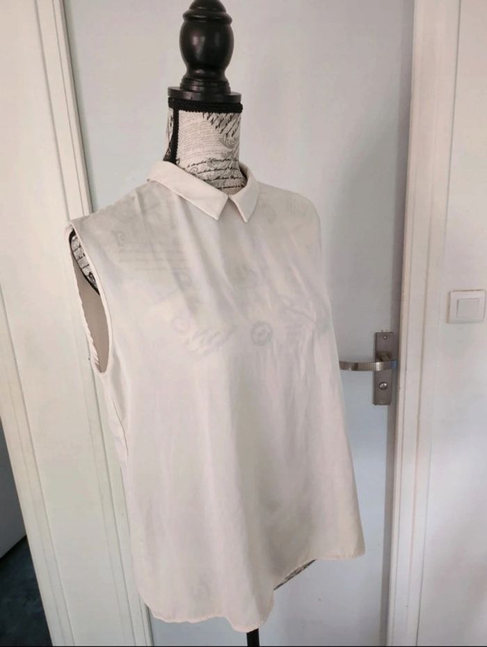Magnifique Blouse Blanche Col Claudine de marque Mango et de taille 38