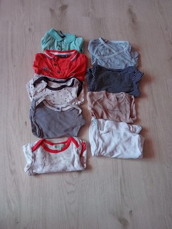 Lot de 9 body