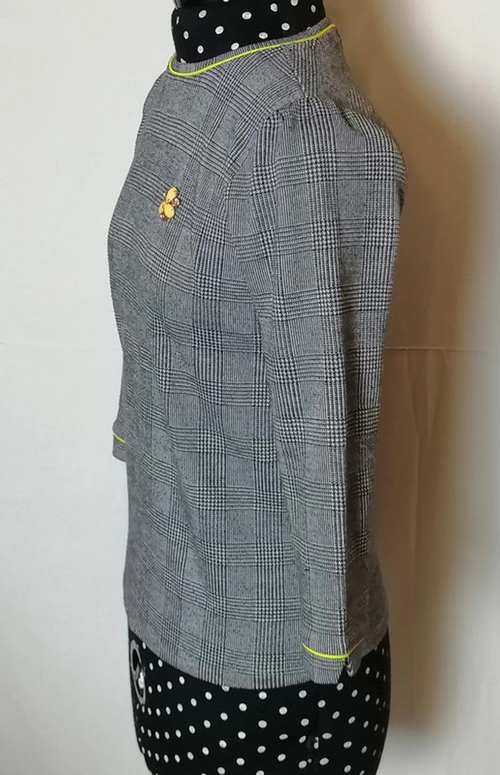 Pull léger haut pied de poule gris jaune taille XS nafnaf - photo numéro 6