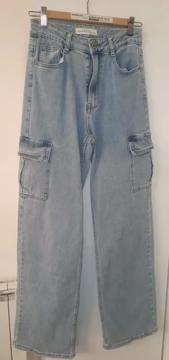 Jean large cargot Redial
