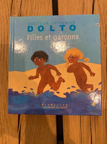 Livre Dolto filles et garçons  numéro 1 Gallimard