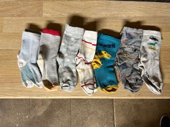 Lot 7 paires de chaussettes 23-26