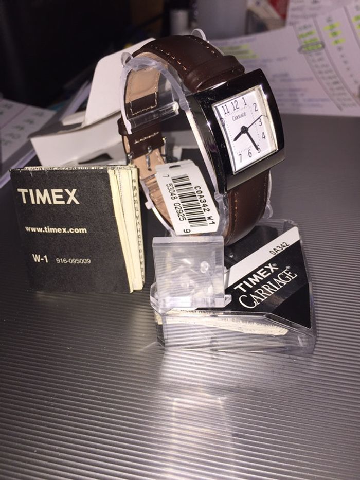 29-Montre TIMEX neuve - photo numéro 2