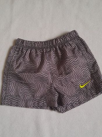 Short Nike 6-9 mois