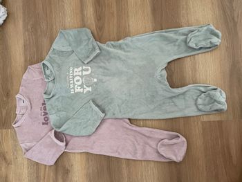 Lot pyjamas 12 mois