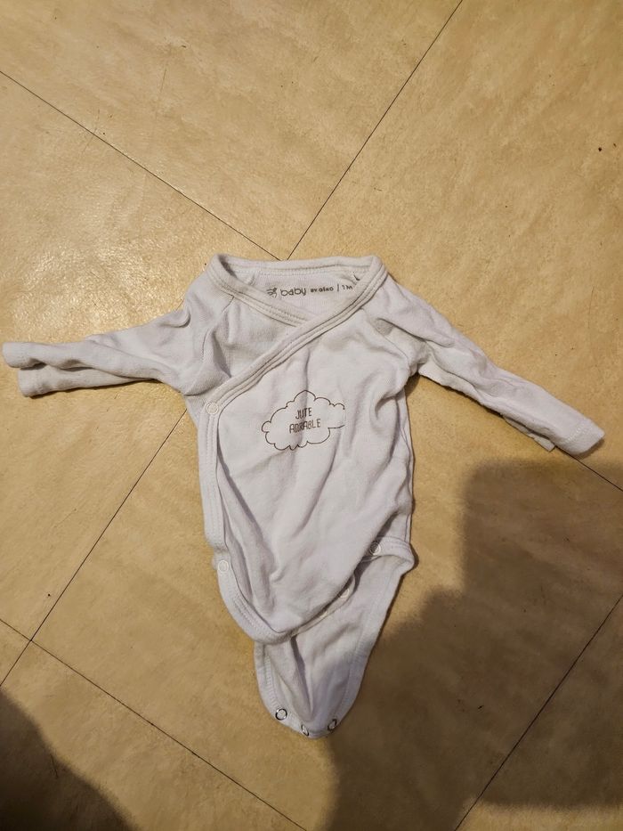Vêtements bébé 1 mois - photo numéro 7