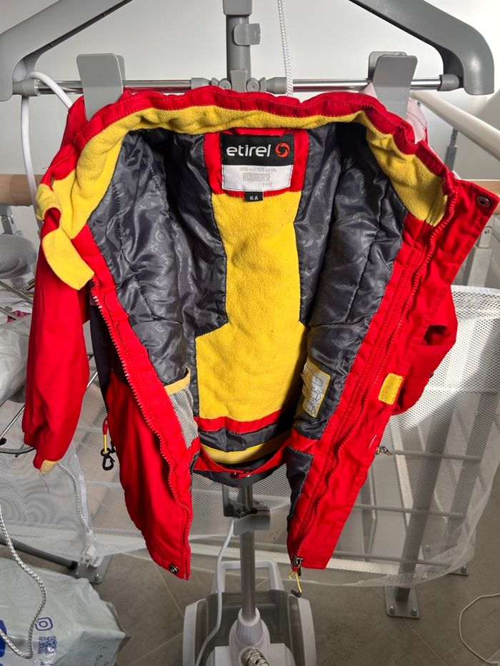Veste + pantalon ski enfant 6 ans - photo numéro 2