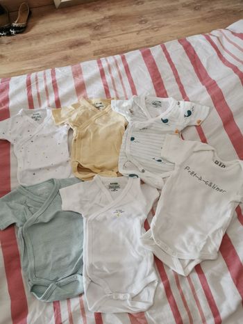 Lot vêtements 1 mois