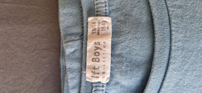 T-shirt ado - Taille 13-14 ans - TBE - photo numéro 4