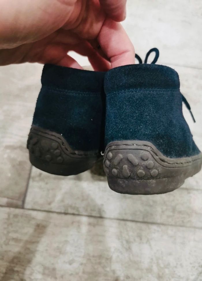 🩷Chaussures bleu marine pointure 22 cuir daim lacet 🦧 - photo numéro 6