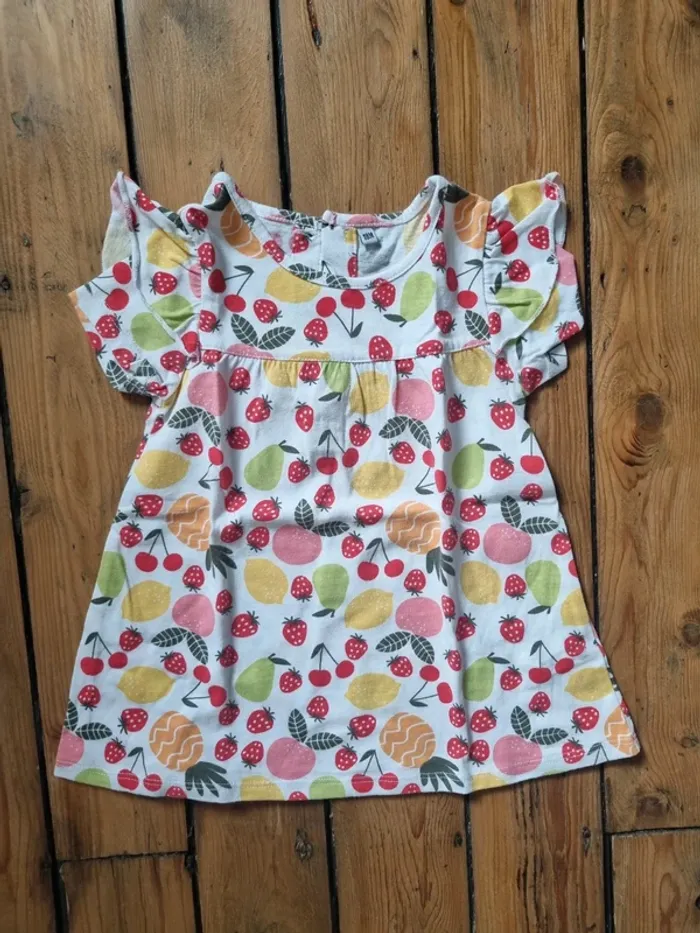 Robe été neuve manches courtes 18 mois