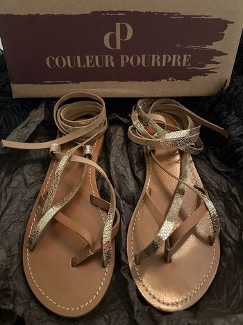 Paire de sandales à lacets - COULEUR POURPRE