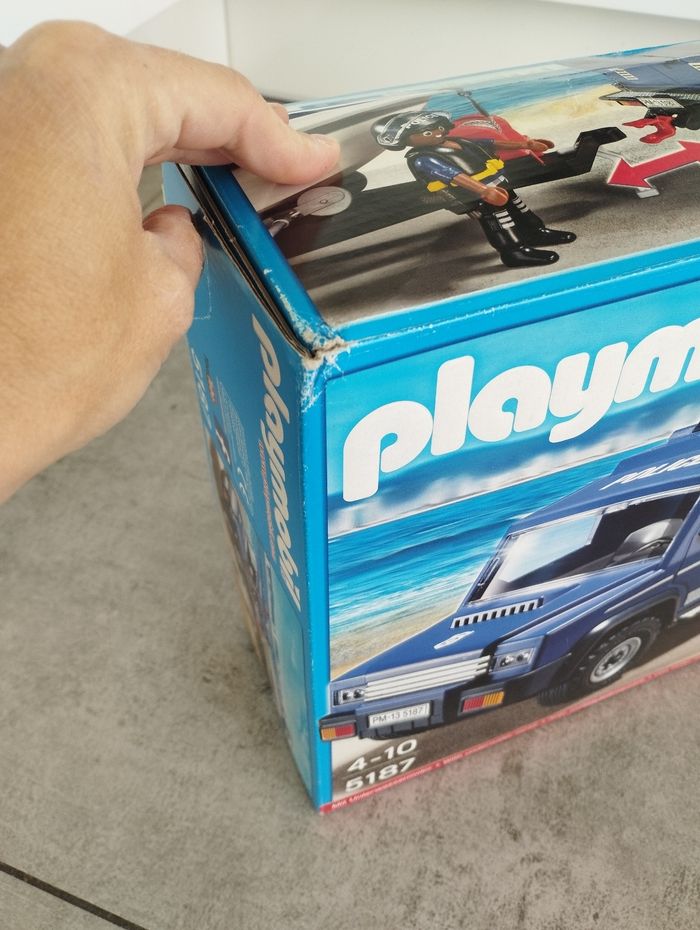 Playmobil police avec fourgon et vedette - photo numéro 2