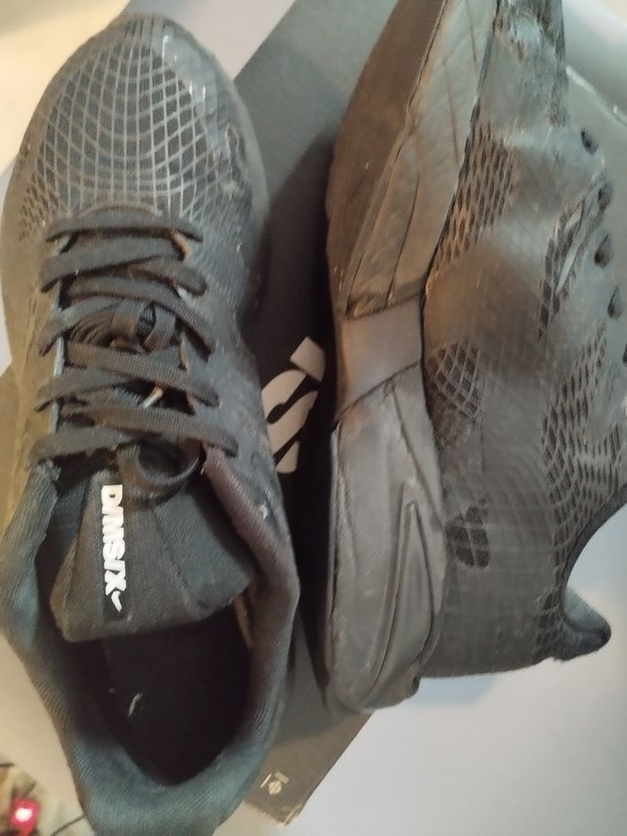 Baskets Nike noir - photo numéro 5