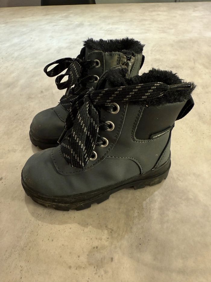 Bottines fourrées enfant H&M pointure 22 - photo numéro 2
