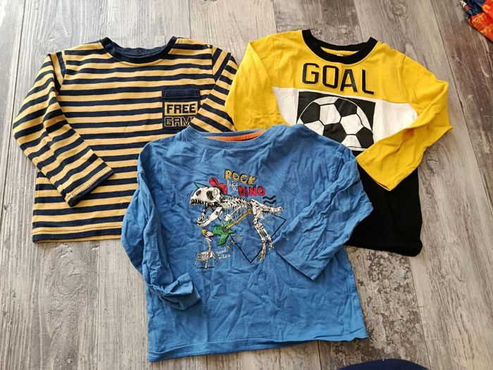Lot vêtements garçon - photo numéro 4