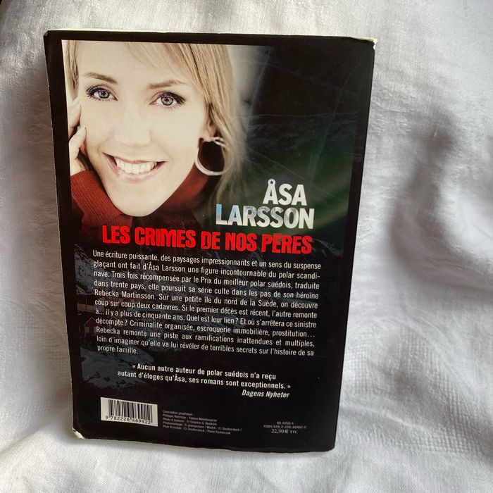 Livre roman les crimes de nos pères Asa Larsson Albin Michel - photo numéro 2