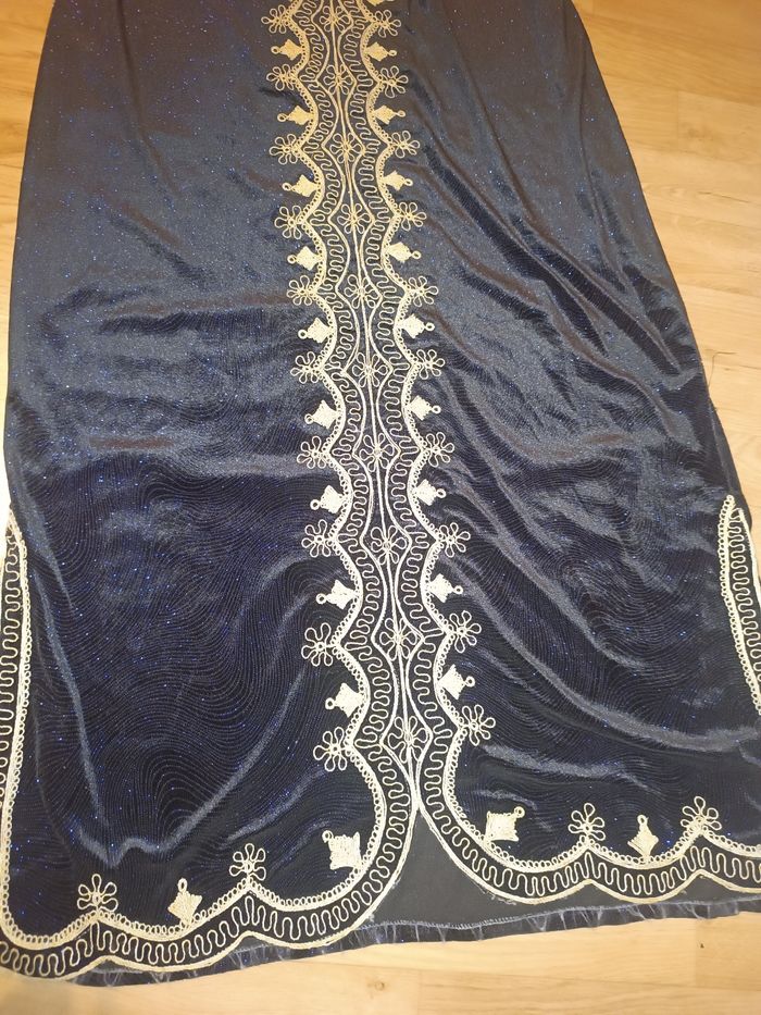 Robe traditionnelle velours - photo numéro 4