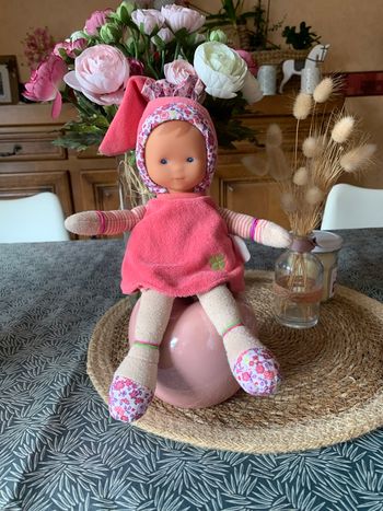 Corolle poupée corolle petit lutin rose de 22 cm