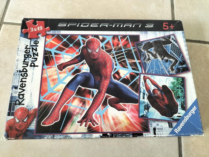 3 puzzles Spiderman