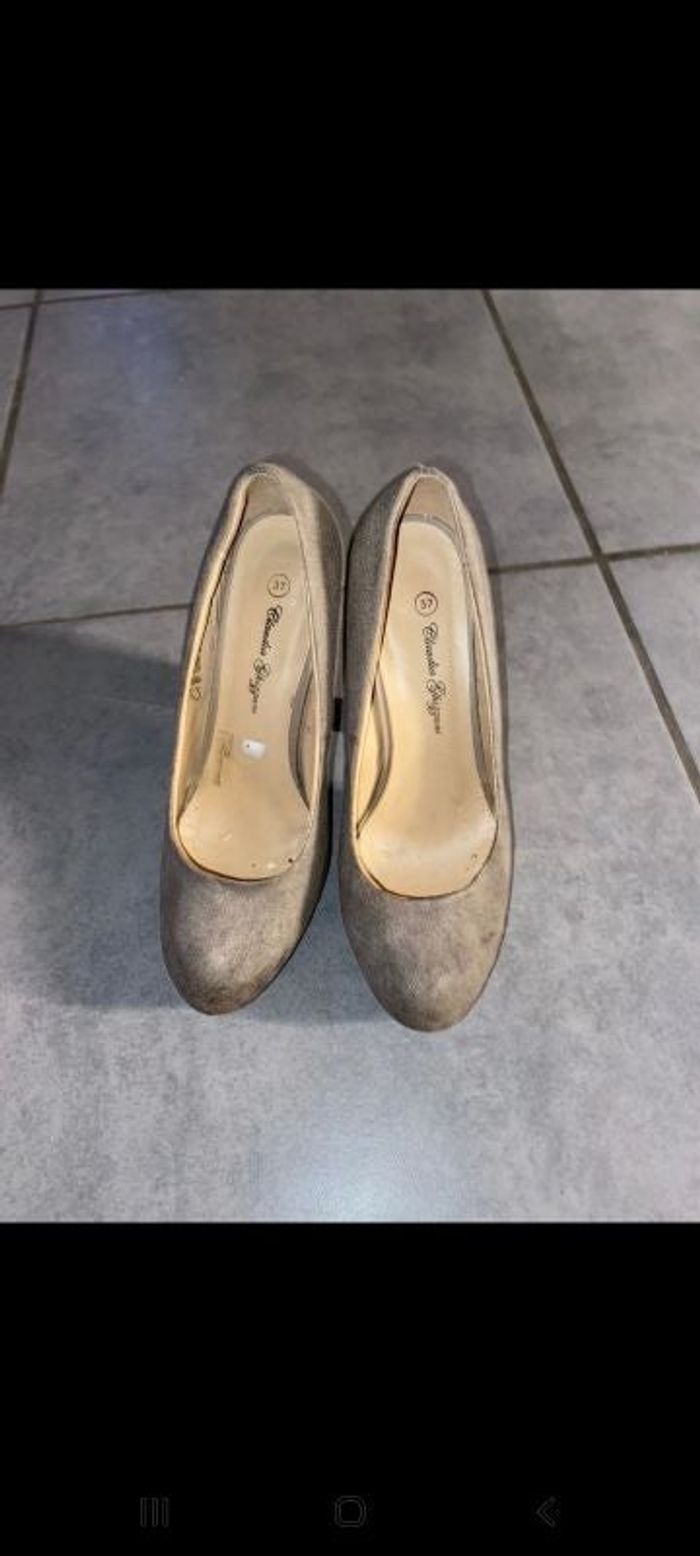 Escarpins à talons